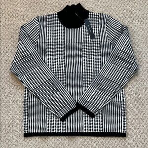 Tahari Black and White Houndstooth Sweater